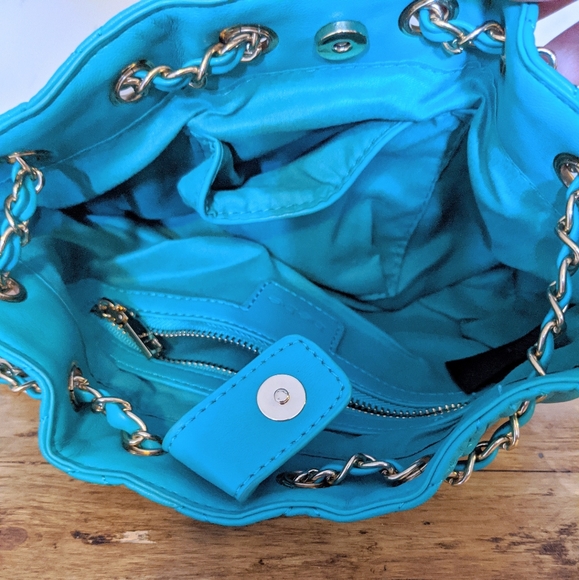 ❗SOLD❗bebe Chelsea Crossbody x 2 NWT - Picture 6 of 8